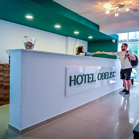 Obelisc 2* Костинешти