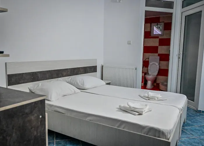 Obelisc 2* Costineşti